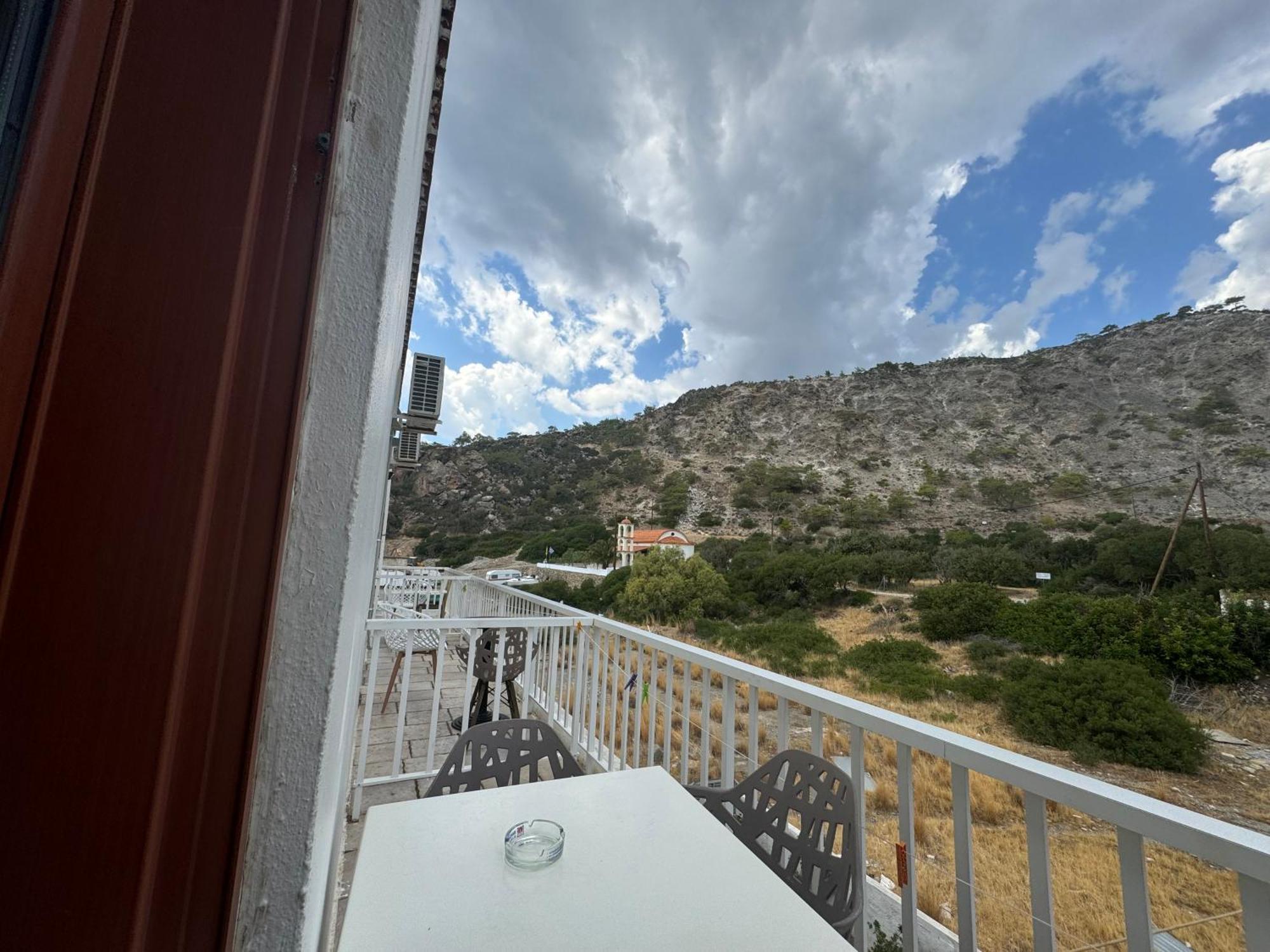 Hotel Zorbas Sougia Exterior foto